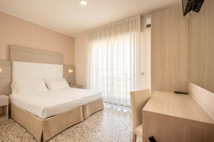 Hotel Atenea Golden Star 카오를레 외부 사진